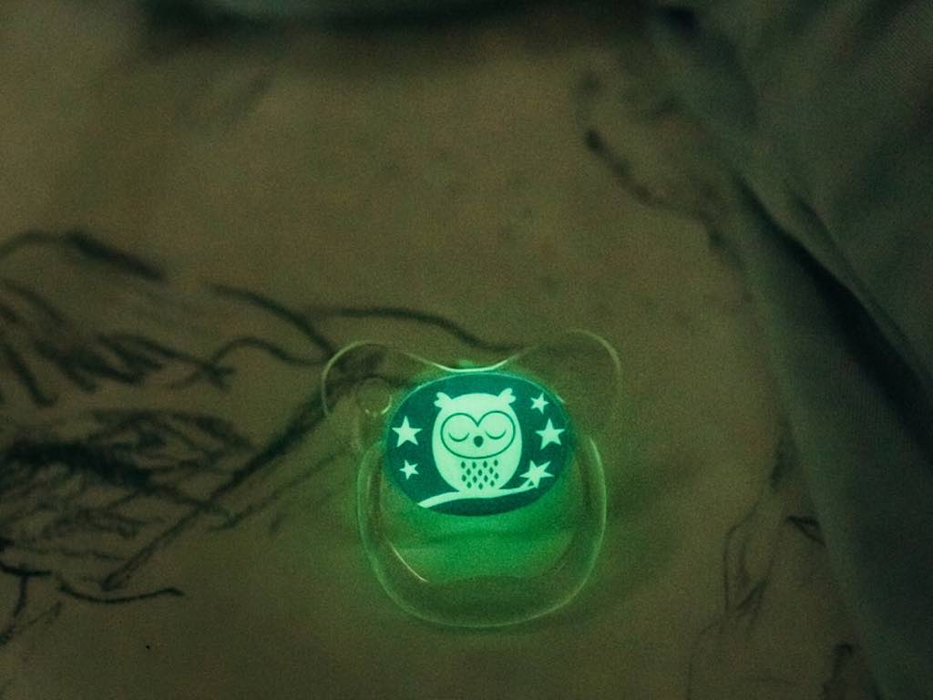 پستانک شبرنگ ارتودنسی نوزادی 6-0 ماه دوعددی دکتر براون Dr Browns