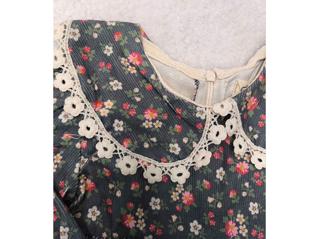 سارافون دخترانه مخمل کبریتی گل دار یقه گلدوزی