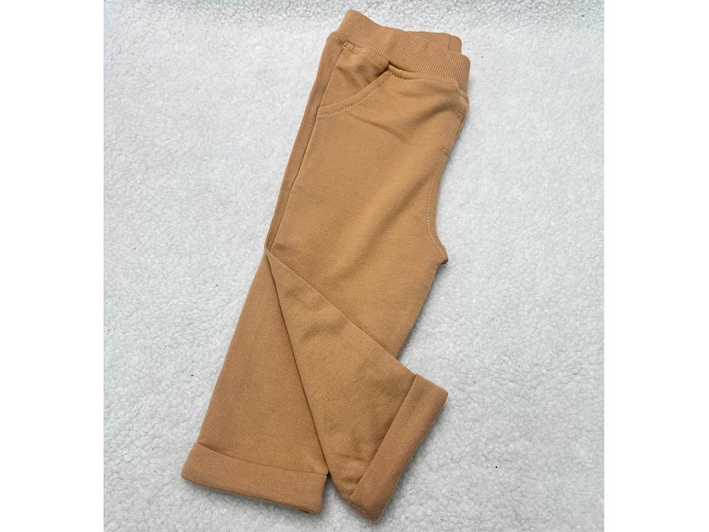 ست بلوز و شلوار  گلدوزی شده کرم طرح قارچ و کلبه vira