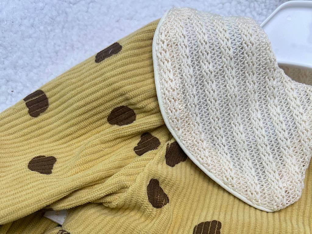 پیراهن مخمل طرح کله تدی دخترانه رنگ خردلی نیوبرن  new born