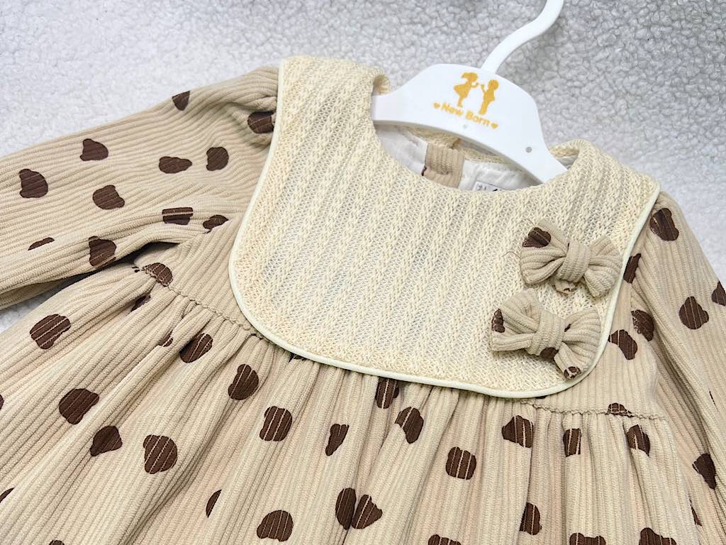 پیراهن مخمل طرح کله تدی دخترانه رنگ نسکافه ای نیوبرن  new born