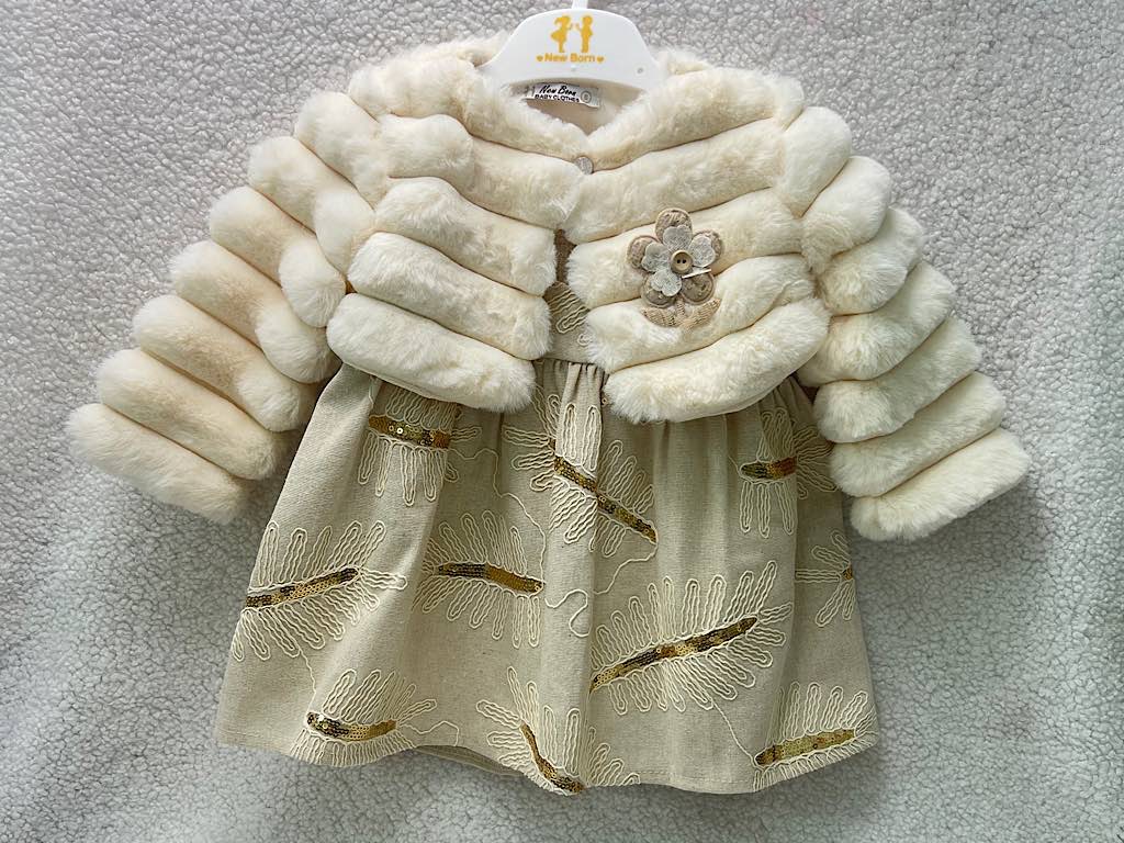 کت و سارافون نوزادی دخترانه پارچه پولک دار کرم نیوبرن New Born