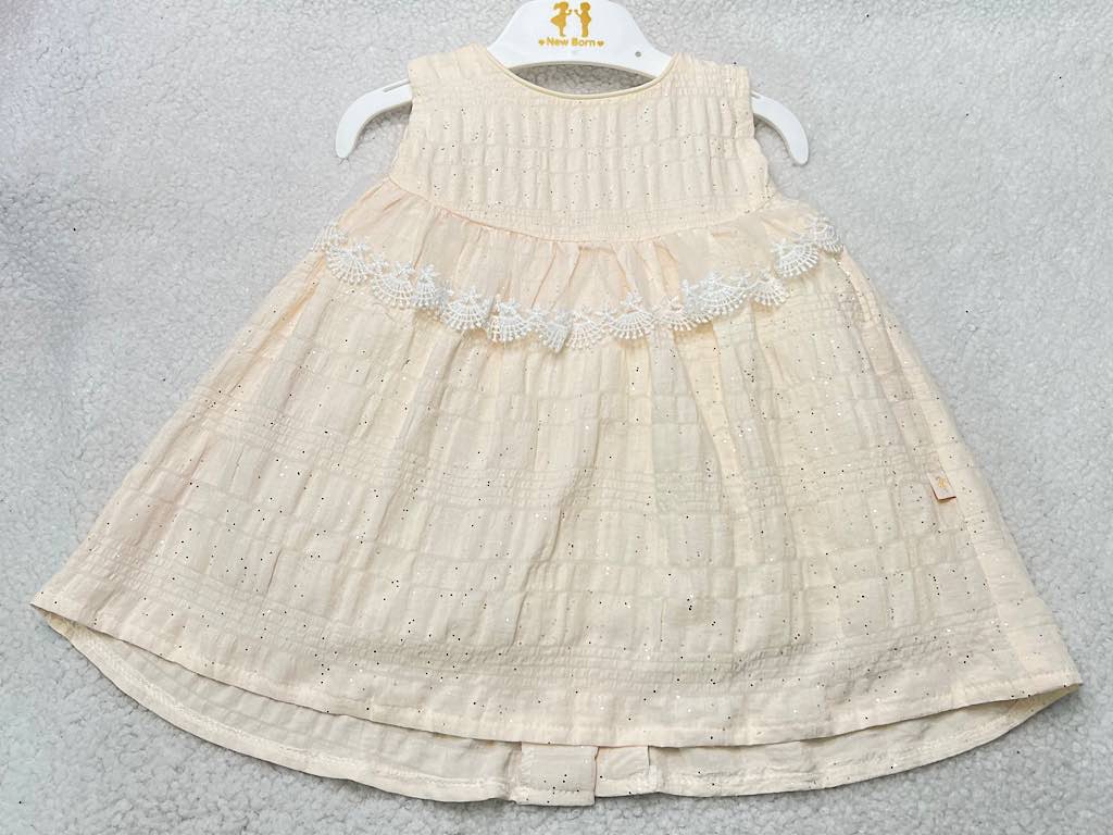 کت و سارافون نوزادی دخترانه پارچه طرح اکلیلی گلبهی روشن نیوبرن New Born