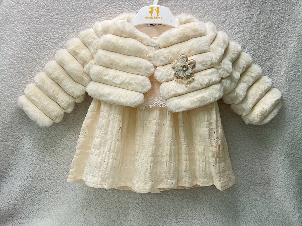 کت و سارافون نوزادی دخترانه پارچه طرح اکلیلی گلبهی روشن نیوبرن New Born