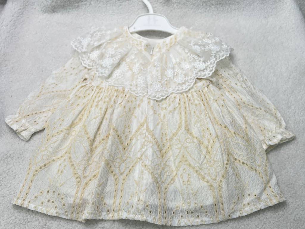 پیراهن دانتل  دخترانه کرم رنگ جلو سینه تور دار نیوبرن New Born
