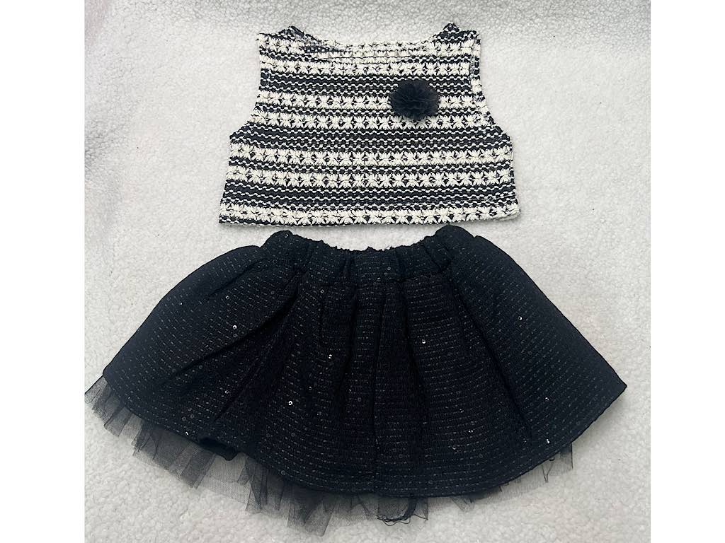 ست کراپ و دامن توری مشکی رنگ طرح قلاب بافی پولکی