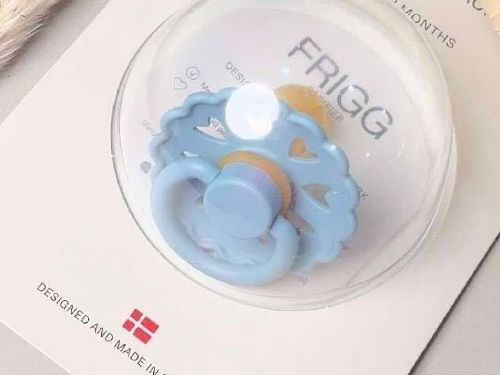 پستانک سایز دو بالای 6 ماه سری  لاتکس فریگ FRIGG