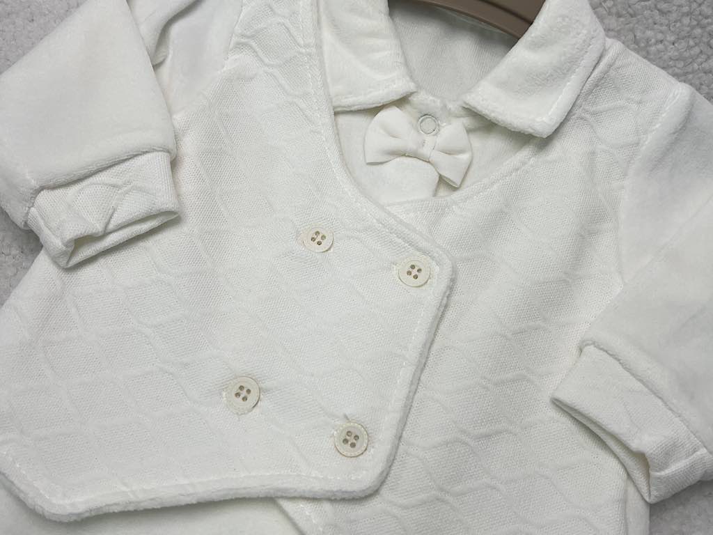 سرهمی جوراب و جلیقه دار مخملی نوزادی پسرانه شیری رنگ  بب لینا BEBELINNA