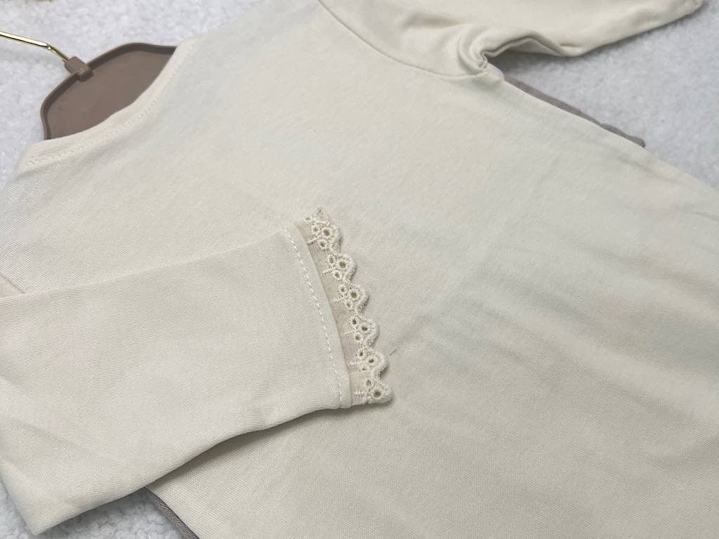 سرهمی جورابدار نوزادی دخترانه کرم و نسکافه ای رنگ بب لینا BEBELINNA