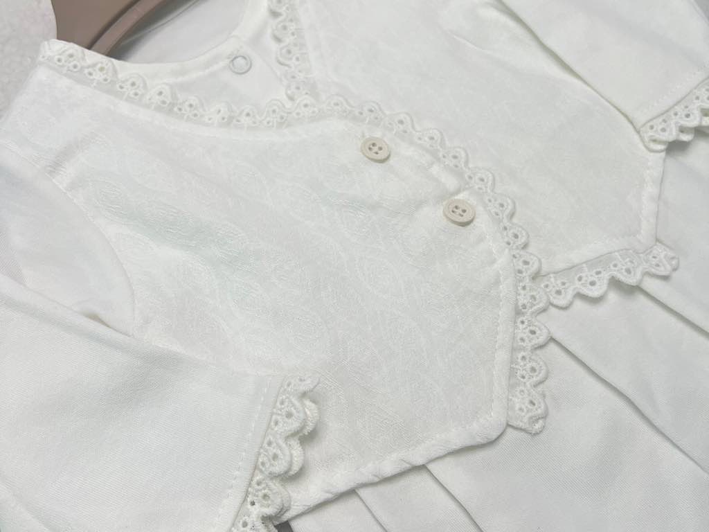 سرهمی جورابدار نوزادی دخترانه شیری رنگ بب لینا BEBELINNA