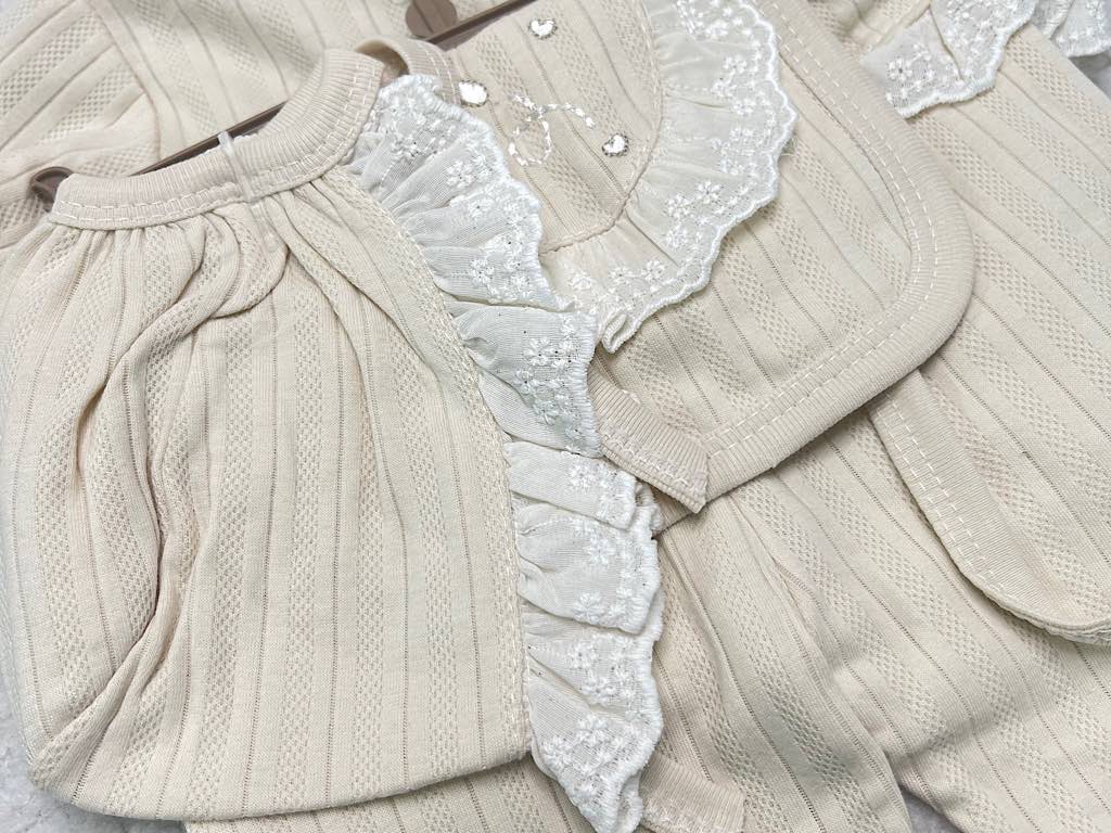 ست بیمارستانی 5 تکه طرح  زنبور و گل G.a.y.e ترکیه