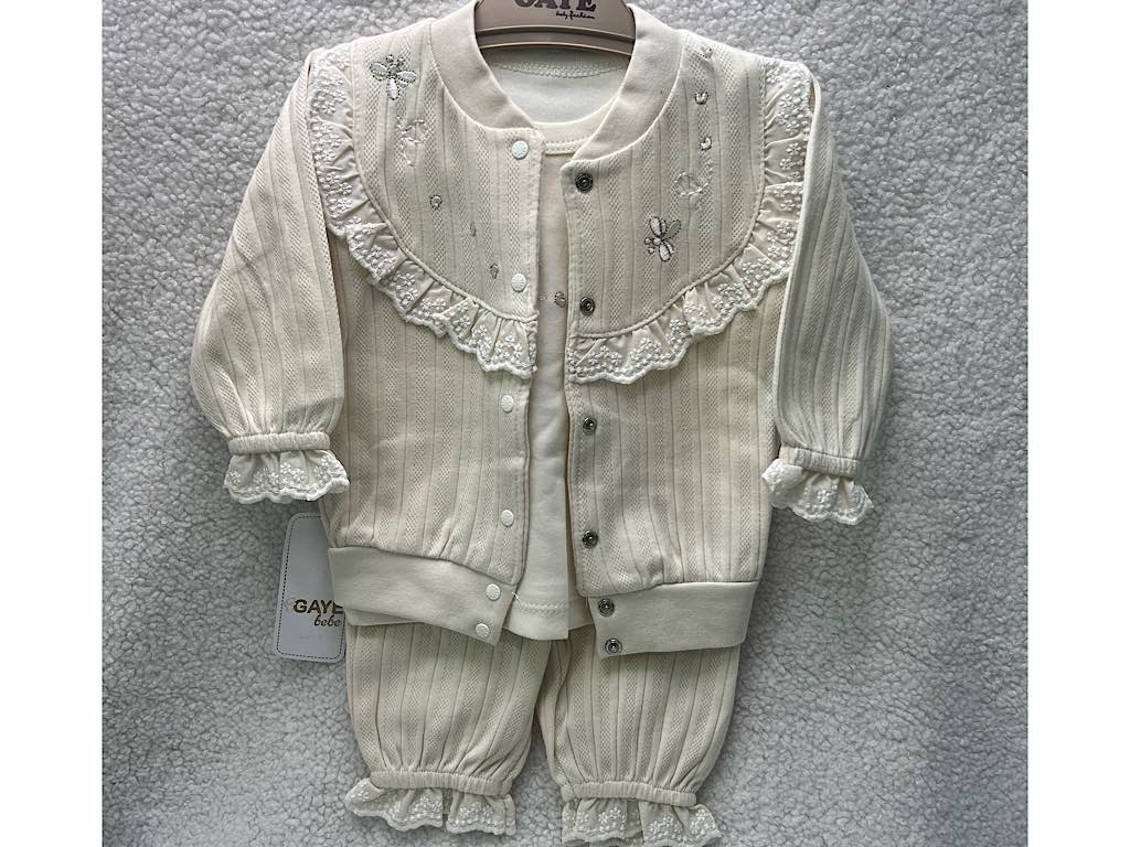 ست 3 تکه نوزادی دخترانه  طرح  زنبور و گل G.a.y.e ترکیه