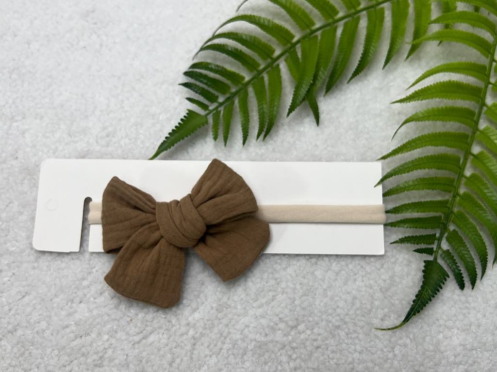 هدبند موسلین با پاپیون درشت دارای رنگ بندی