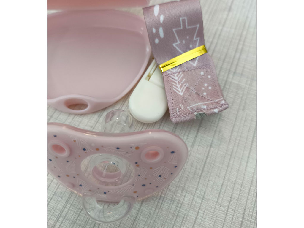 پستانک و قاب پستانک نوزادی به همراه بند طرح tooqi