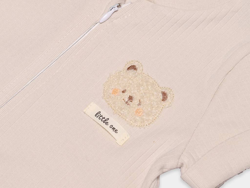 رامپر نوزاد و کودک رنگ کرم روشن طرح تدی برجسته با مدل Arista پاپو PAPO