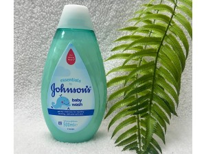 شامپو بدن بچه جانسونjohnsons حجم 500 میل