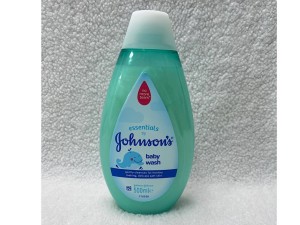 شامپو بدن بچه جانسونjohnsons حجم 500 میل