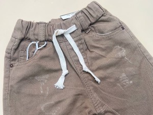شلوارک کتان نسکافه ای تیره رنگ کم زاپ کمرکش نوزادی
