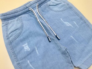 شلوارک جین کاغذی روشن طرح زاپ کمرکش cha cha