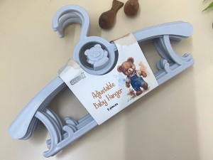 چوب لباسی 5 عددی قابل سایز لباس نوزاد و کودک dodie