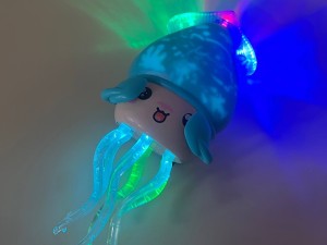 عروسک موزیکال و چراغ‌دار اختاپوس متحرک مدل Squid