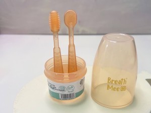ست مسواک با ماساژور لثه قاب دار  breath mee