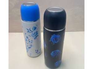 فلاسک استیل گلدار 420 میلی لیتر دکمه ای لیوان دار  AMSZA