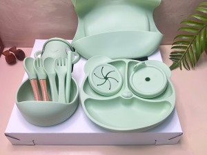 ست ظرف غذا سیلیکونی 12 تکه طرح خرس only baby