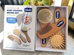 ست شانه و برس سه تکه چوبی نوزادی chicco