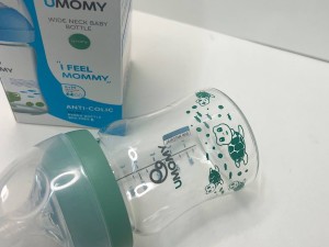 شیشه شیر پیرکس آنتی کولیک دهانه عریض حجم 150 میل 2 قطره بالای 6 ماه یومامی umomy