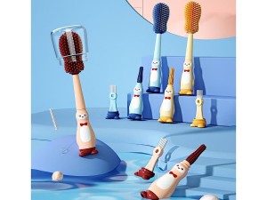 شیشه شور سیلیکونی عروسکی پایه دار (1*4) طرح پنگوئن kidilo