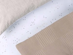 سرویس خواب دم دستی مسافرتی نوزادی(سایز 2)مجموعه 3 عددی تشک، لحاف و بالشت طرح مروارید نسکافه ای الا ELA
