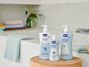 شامپو سر نوزاد بدون اشک 500 میلی لیتر مدل  natural  چیکو chicco