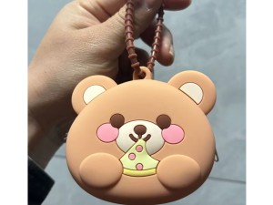 قاب پستانک تمام سیلیکونی زیپی و  آویز دار طرح حیوانات Kidilo