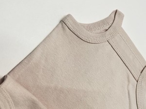 بادی بندی نوزادی رنگ کرم کارترز CARTERS