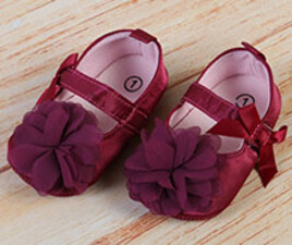 پاپوش نوزادی