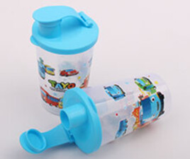 لیوان دردار اتوبوس کوچولو