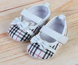 پاپوش نوزادی