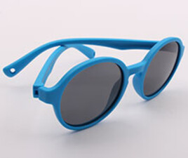 عینک آفتابی (6-3 سال)