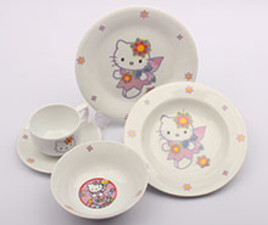 سرویس غذاخوری 5 تکه کیتی Hello kitty