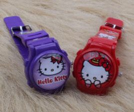 ساعت مچی درپوش دار کیتی Hello kitty