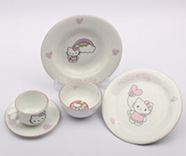 سرویس غذاخوری 5 تکه کیتی Hello kitty