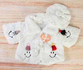 کاپشن طرح شنل و کلاه fashion