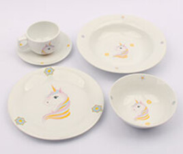 سرویس غذاخوری 5 تکه اسب تک شاخ