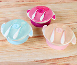 ظرف غذای چسبان با قاشق و چنگال mumlove