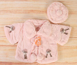 کاپشن طرح شنل و کلاه fashion