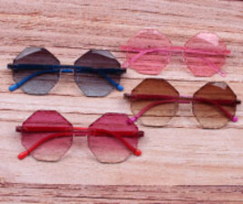 عینک آفتابی(7 سال به بالا)