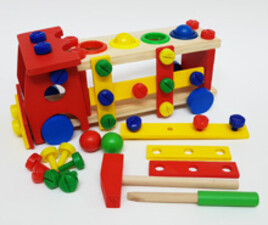 کامیون چوبی پیچ و مهره ای با ابزار