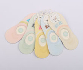 جوراب روفرشی (8-5 سال)