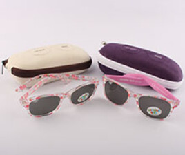 عینک آفتابی certina(4-6 سال)